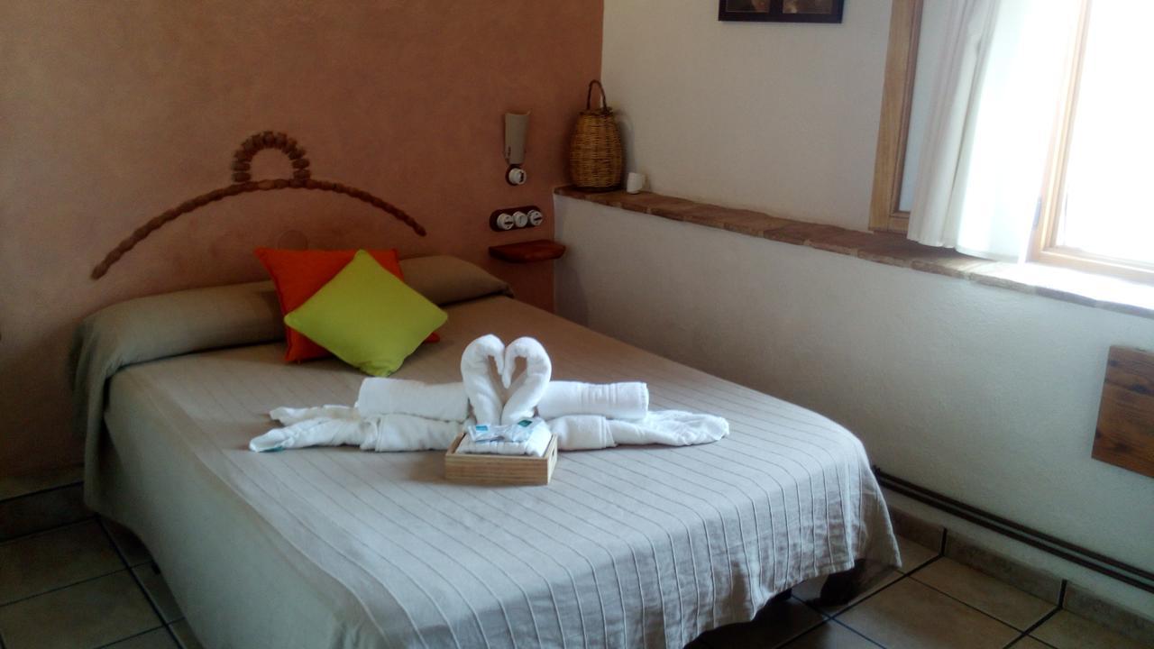Hôtel Lo Moli De Rosquilles à Masdenverge Extérieur photo